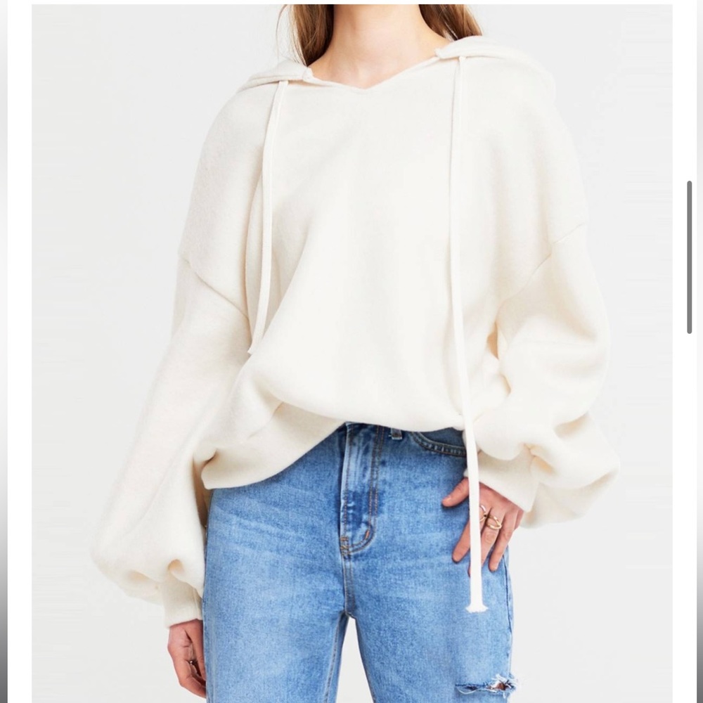 STORETS
Adora Soft Hoodie Sweatshirt